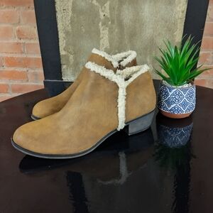Me Too | SPECIAL 💜 Cozy Fur Lined Ankle Boots